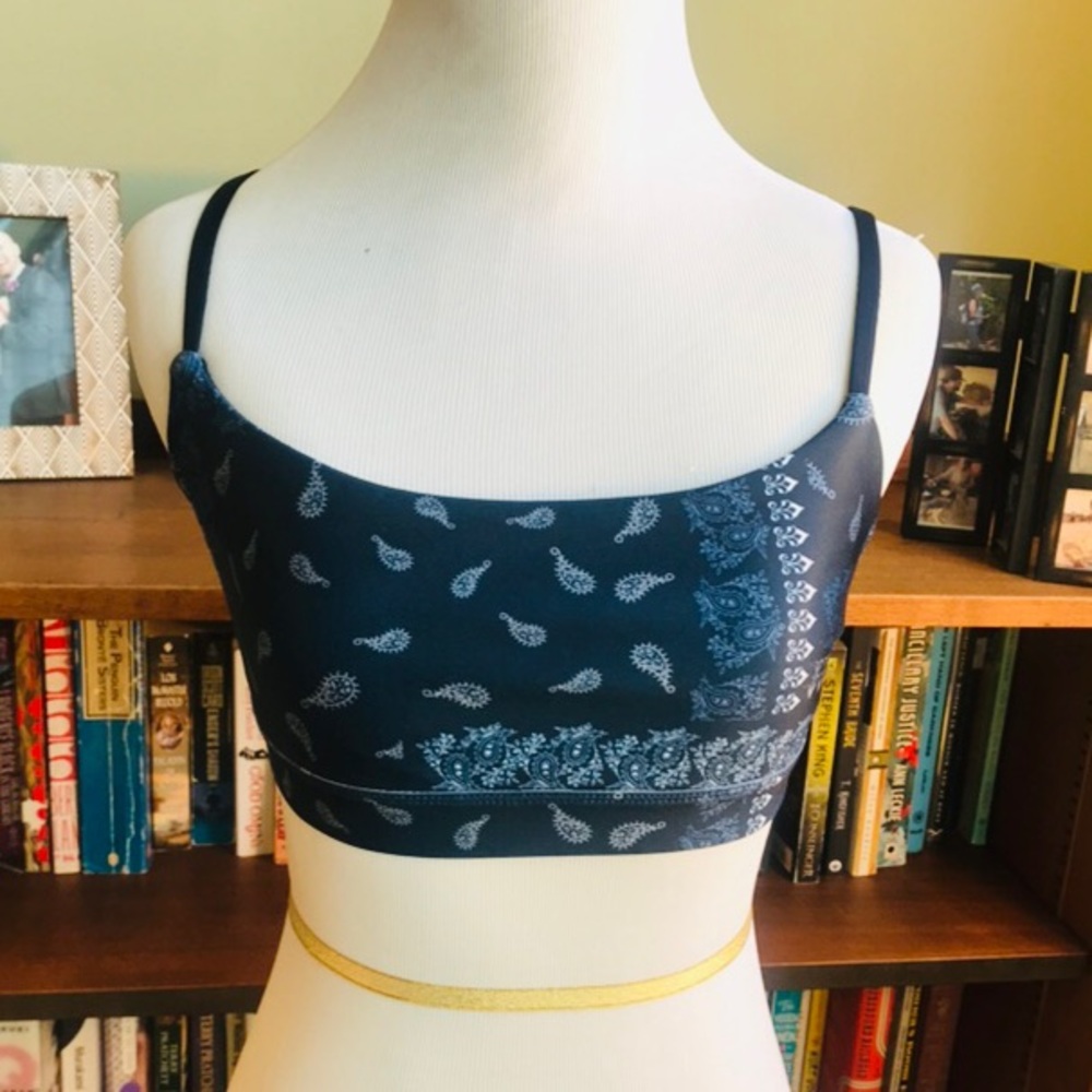 Sports bra